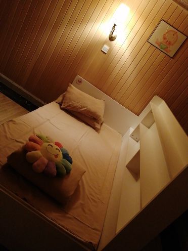 诺亚8号温泉水汇