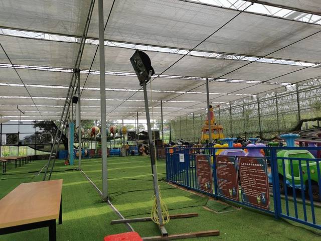 蓝山湾木艺生态小镇