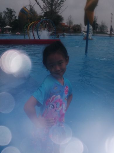 欢乐龙湾温泉水乐园