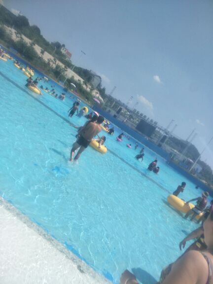 欢乐碗水上乐园