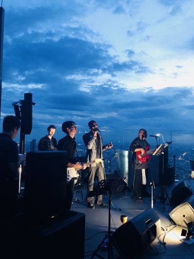 王权云顶大厦玻璃观景台