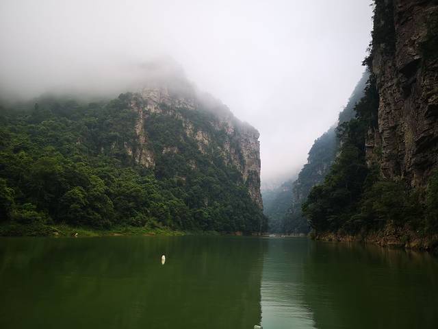 金秀圣堂湖景区