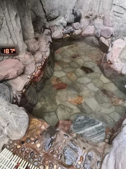 雁鸣湖恐龙谷凌云温泉