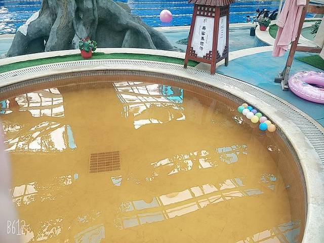 仙坛山温泉小镇