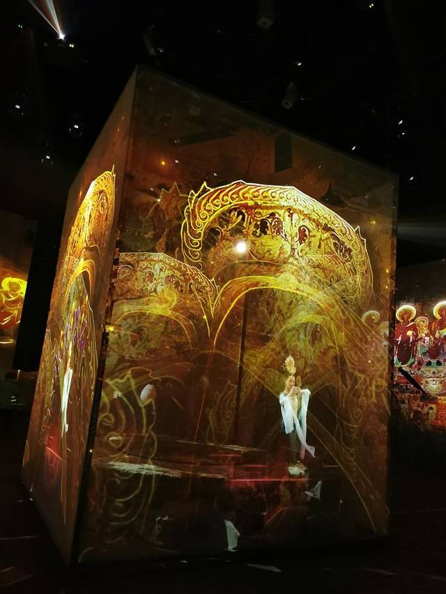 美丽之冠文化会展中心