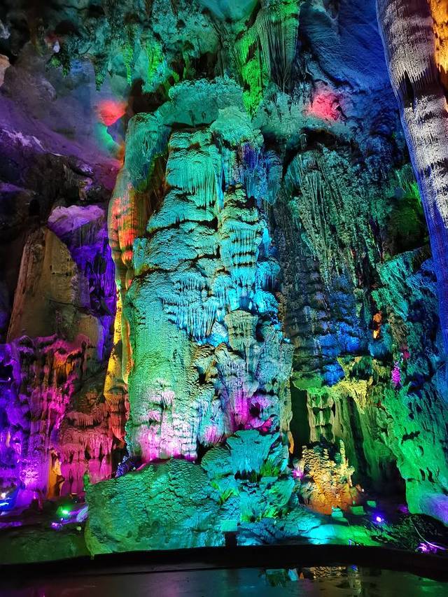 宝晶宫旅游景区