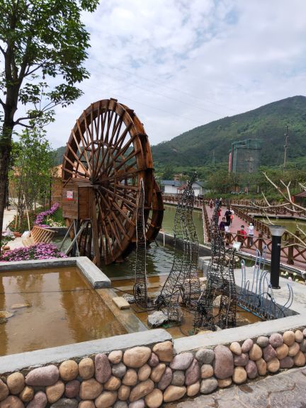 信宜莲花湖庄园