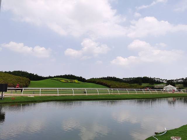 迪茵湖田家舍生态农场