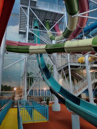 青岛东方影都融创水世界