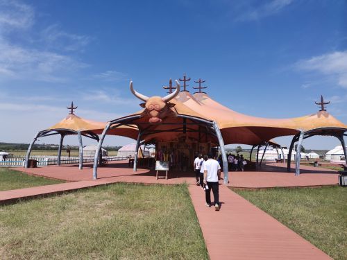 苏泊罕大草原旅游景区