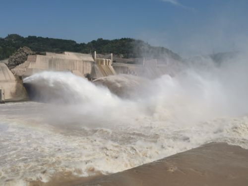 黄河小浪底水利枢纽风景区