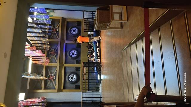 克里湾·欢乐世界