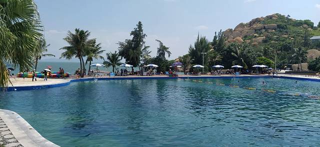 那琴半岛地质海洋公园