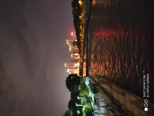 彩虹部落土族园