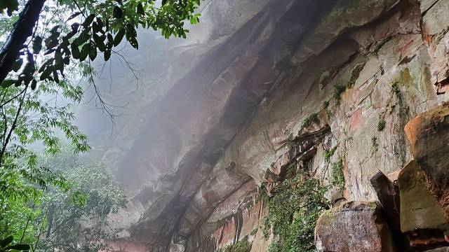 赤水丹霞旅游区·燕子岩
