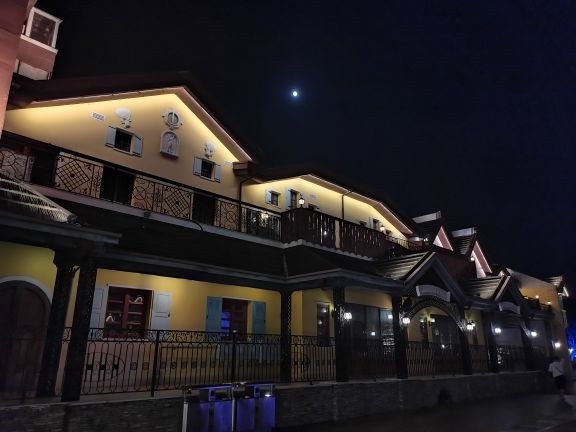 茵特拉根矿泉SPA