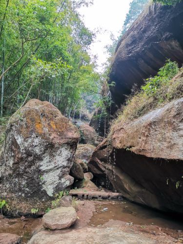 钦州烟霞山风景区