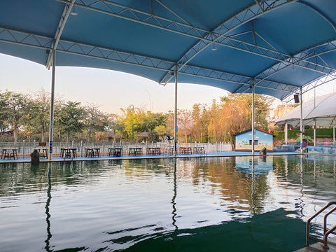 万花谷玫瑰庄园温泉旅游景点攻略图