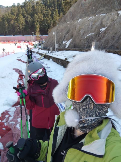 大明山万松岭滑雪场
