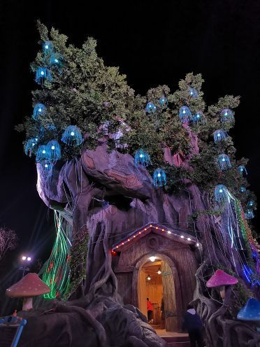 深坑秘境乐园-上海世茂精灵之城主题乐园