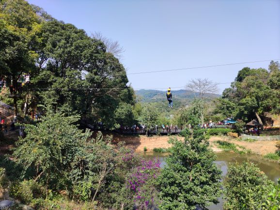 飞越丛林探险乐园