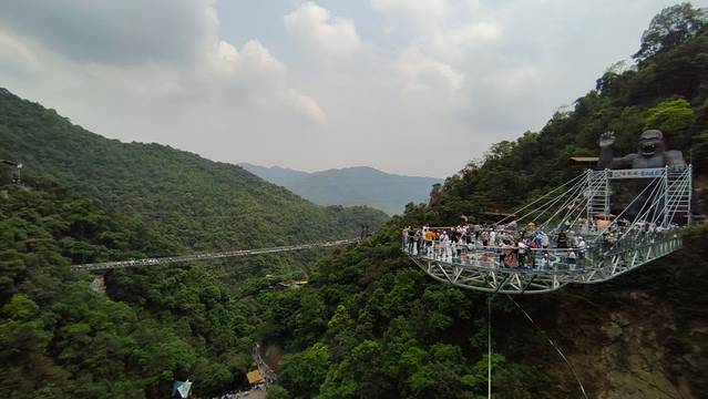 古龙峡云天玻霸