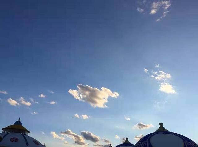 希拉穆仁花海景区