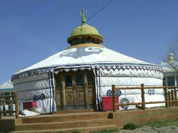 蒙亮民族风情园