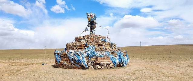 希拉穆仁花海景区