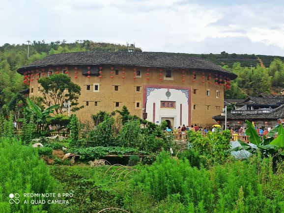 田中赋土楼群