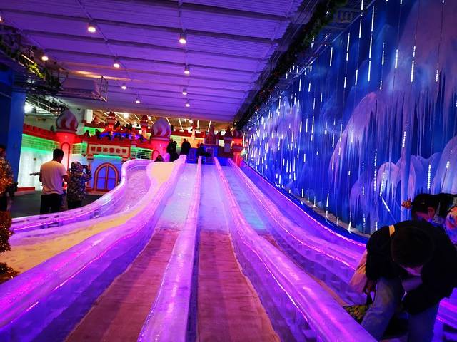 郑州银基冰雪世界