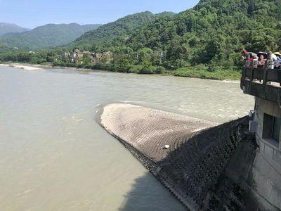 中国都江堰水街