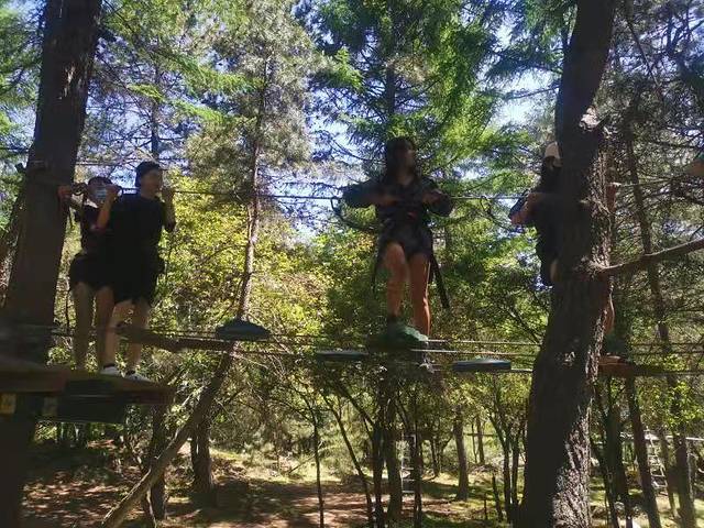 庞泉沟峡谷漂流