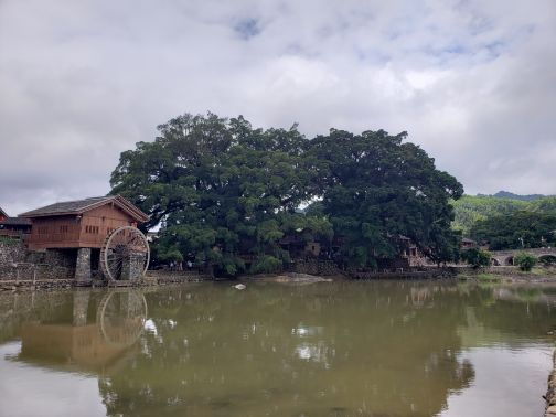 田中赋土楼群