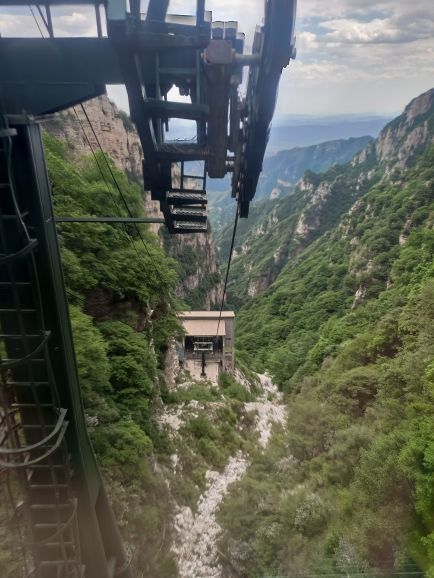 白石山世界地质公园