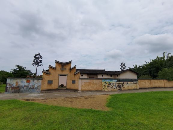 共和国摇篮旅游区-红井景区