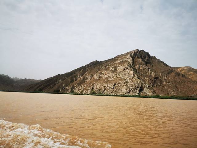 青铜峡黄河大峡谷旅游区