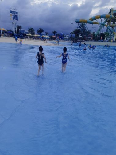 阿拉的海水上乐园