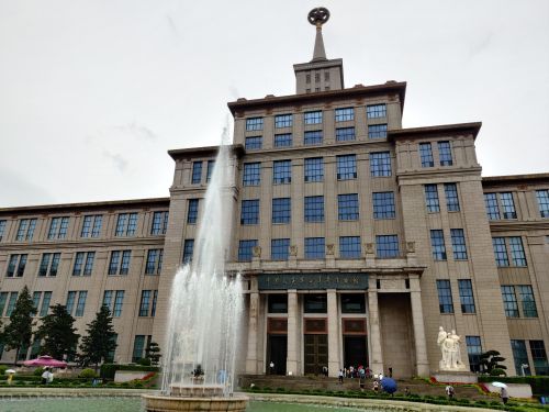 中国人民革命军事博物馆