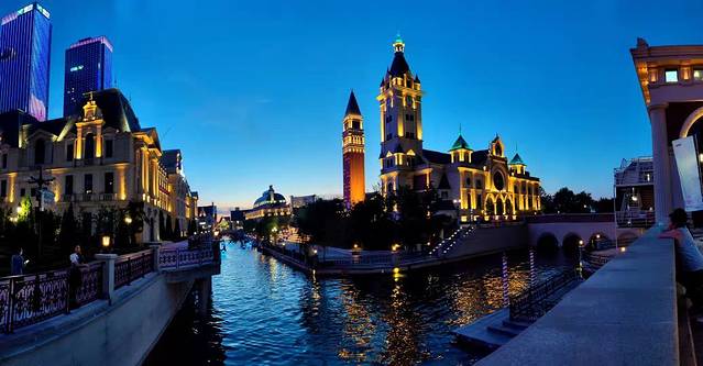 有轨电车(机车商厦店)