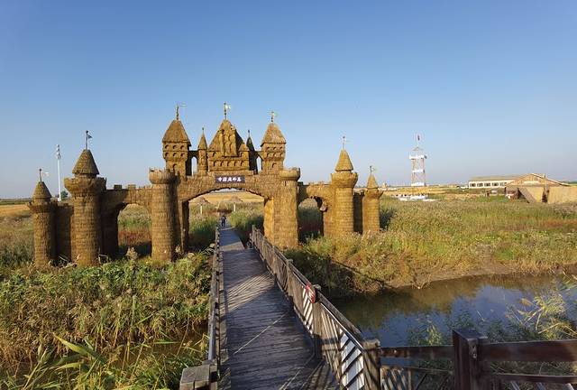 红海滩国家风景廊道
