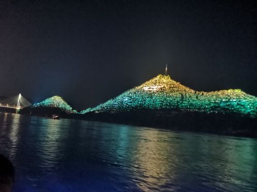 交运长江夜游游船