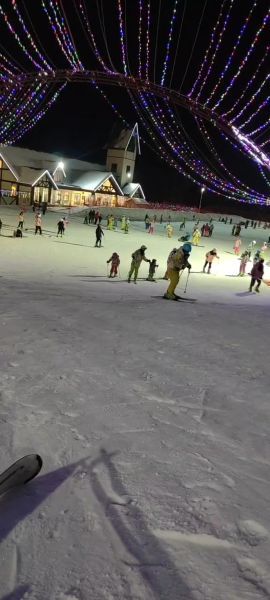 龙降坪国际滑雪场