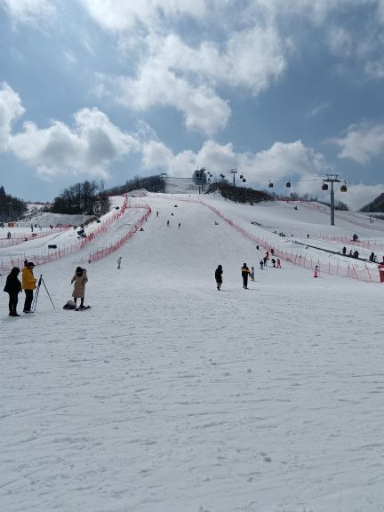 恩施绿葱坡滑雪场