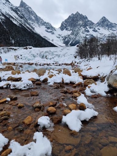 古尔沟华美达酒店温泉