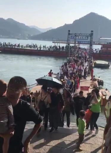 交运两坝一峡游船