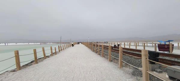 青海湖二郎剑景区