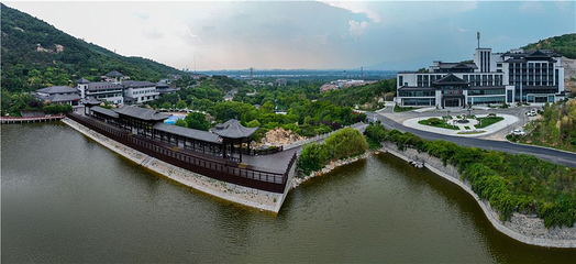 徂徕山森林温泉康养度假谷第 2 张图片