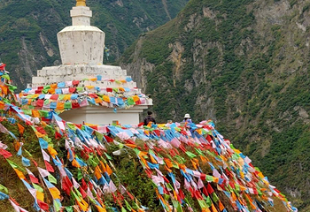 理县甘堡藏寨景区第 4 张图片