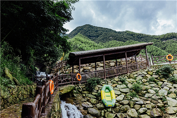 汤公山峡谷探险漂流第 20 张图片